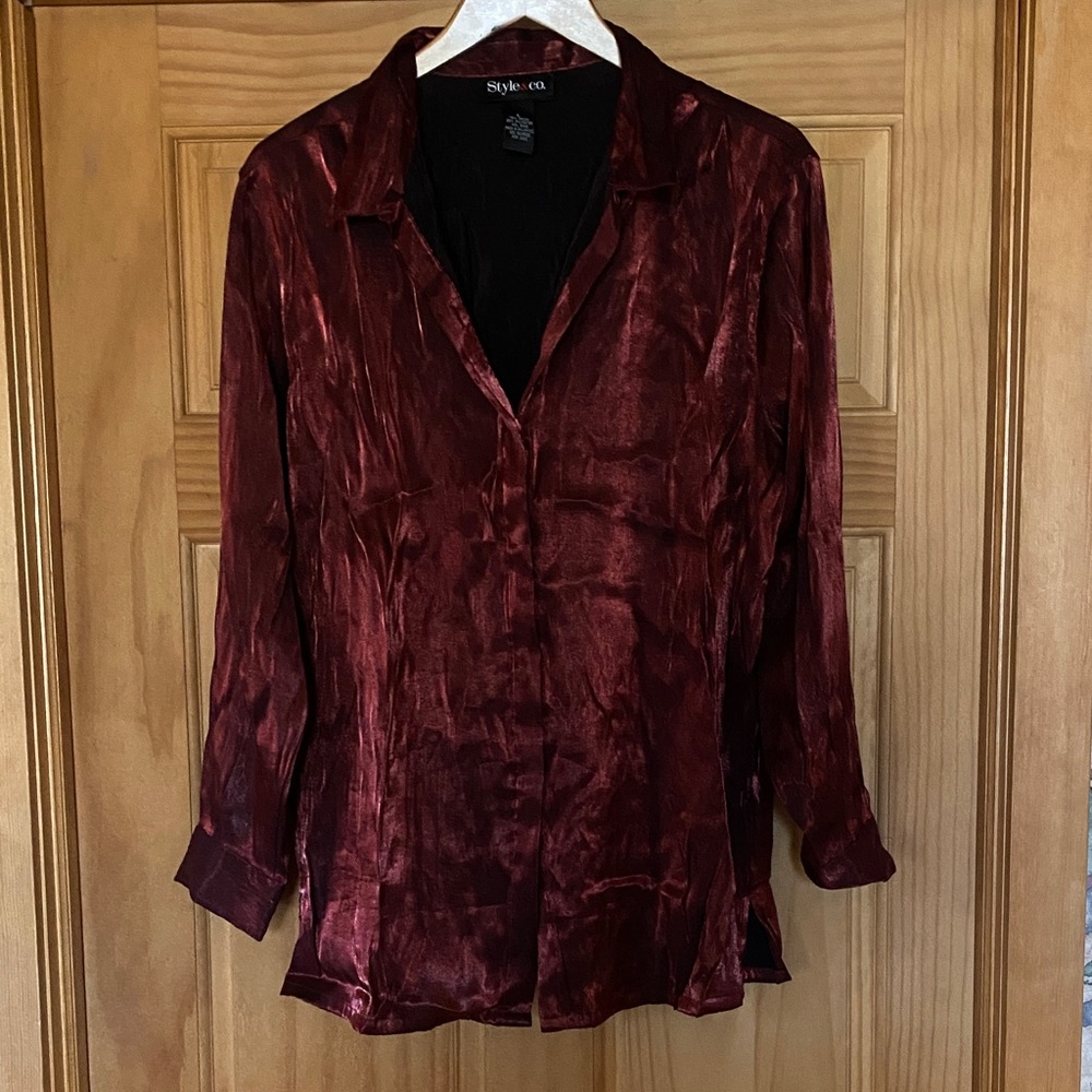 Style & Co. Women's Deep Red Button Down Shirt L